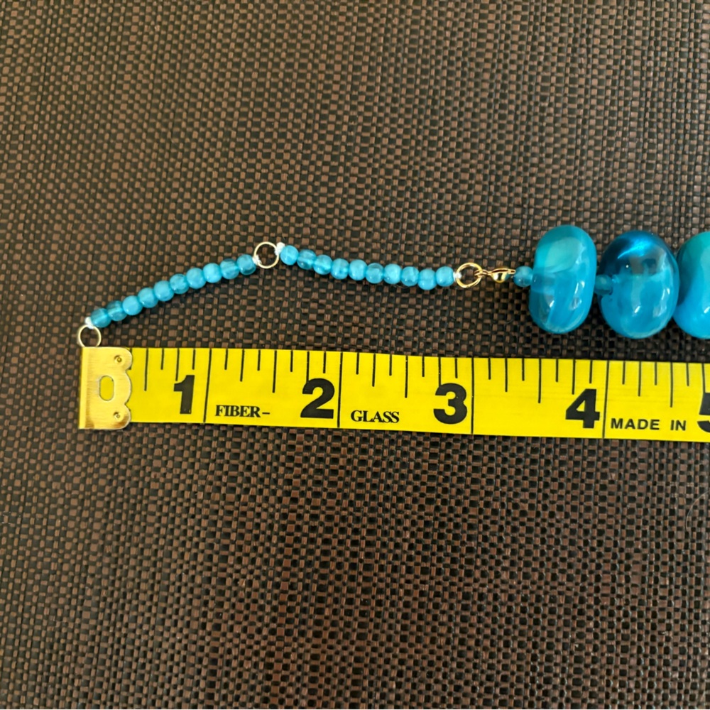 New Elegant Turquoise Blue Statement Beaded Resin Necklace - Picture 9 of 13
